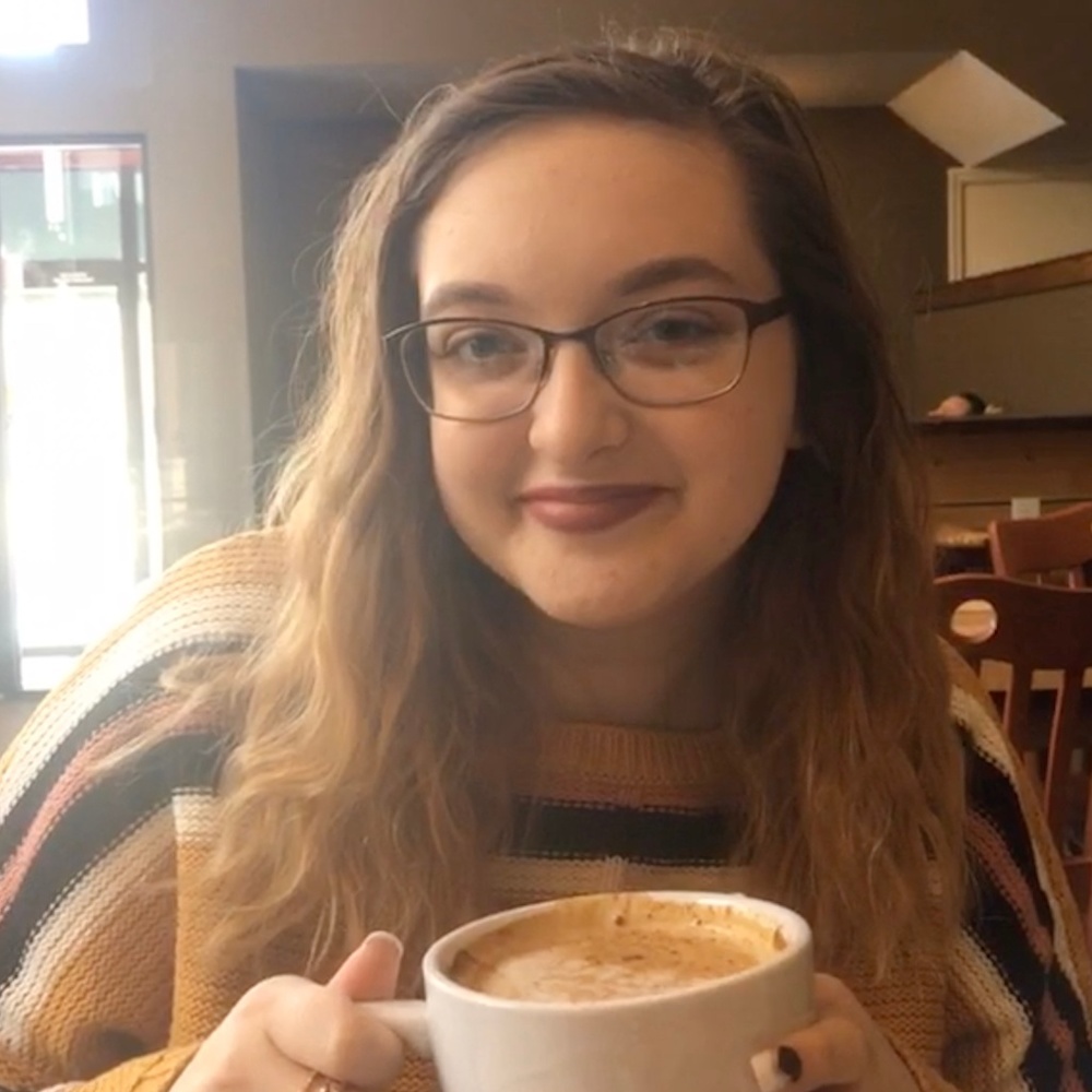 Meet your Posher, Emily